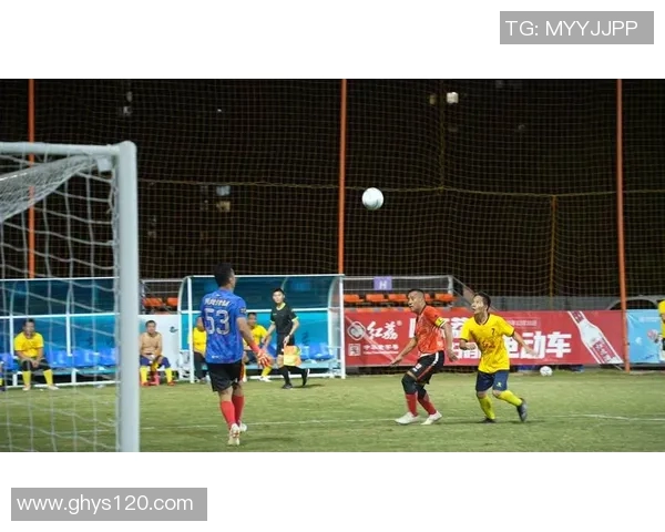 足球大龄球星的坚持与荣耀老将如何在赛场延续传奇